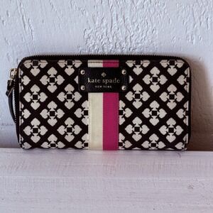 Kate Spade Wallet New York Classic Spade Neda Black White Pink Woven Clutch
